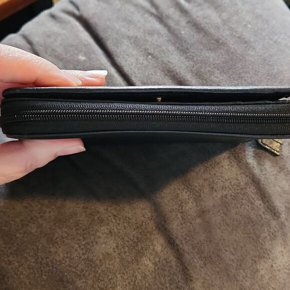 Italian black wallet bramani Italian design with snap and zipper section EUC - Picture 4 of 12